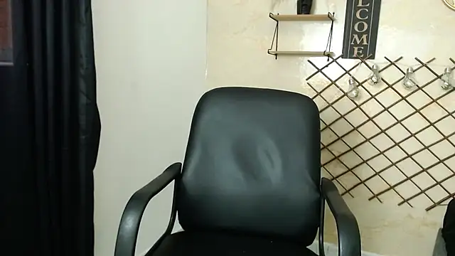 Perla stonex online show from October 2025 06:47:02 PM