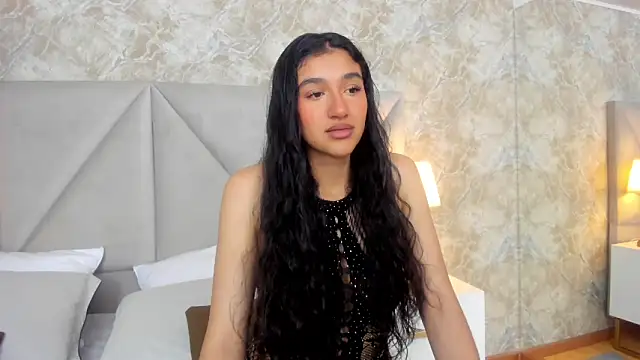 ValentiinaCruz online show from November 2025 06:31:01 PM