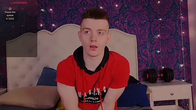 Happydeimos online show from April 2026 10:12:02 PM