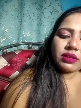 hornypriya696 online show from December 2025 07:00:01 PM