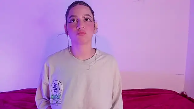 Megan Luxe online show from March 2026 08:09:02 AM