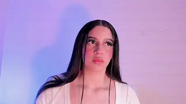 Megan Luxe online show from April 2026 06:35:02 AM