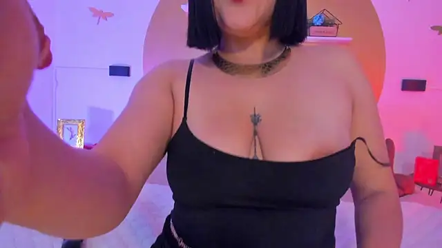 Snapshot of caroline__muller chatting on September 2025 11:54:01 AM caroline muller online show from September 2025 11:54:01 AM