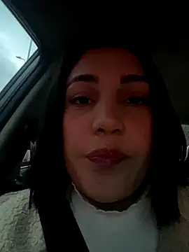 Snapshot of caroline__muller chatting on September 2025 10:42:01 AM caroline muller online show from September 2025 10:42:01 AM