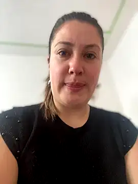 Snapshot of Abby-LS chatting on September 2025 05:04:02 PM Abby-LS online show from September 2025 05:04:02 PM