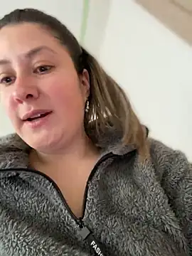 Snapshot of Abby-LS chatting on September 2025 05:40:02 PM Abby-LS online show from September 2025 05:40:02 PM