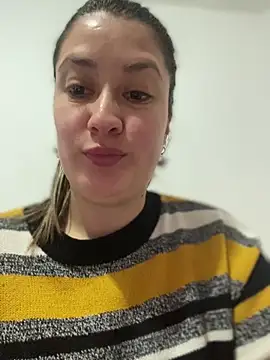 Snapshot of Abby-LS chatting on October 2025 12:06:01 PM Abby-LS online show from October 2025 12:06:01 PM