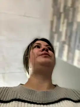 Snapshot of Abby-LS chatting on November 2025 09:02:02 PM Abby-LS online show from November 2025 09:02:02 PM