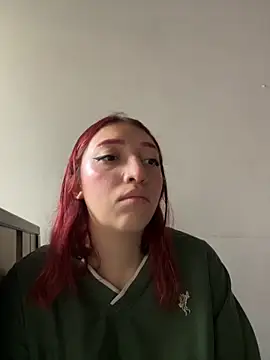 Snapshot of Paulina-Wells chatting on September 2025 09:06:02 PM Paulina-Wells online show from September 2025 09:06:02 PM