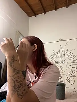 Snapshot of Paulina-Wells chatting on September 2025 08:54:01 PM Paulina-Wells online show from September 2025 08:54:01 PM