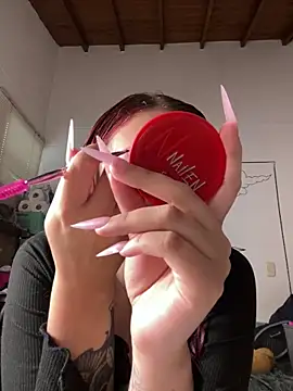 Snapshot of Paulina-Wells chatting on October 2025 08:59:01 PM Paulina-Wells online show from October 2025 08:59:01 PM