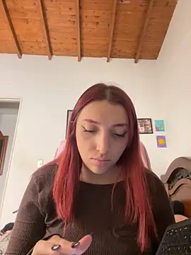 Snapshot of Paulina-Wells chatting on December 2025 12:18:01 AM Paulina-Wells online show from December 2025 12:18:01 AM