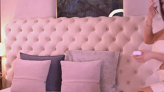 BellaNoirre online show from March 2026 07:07:02 PM