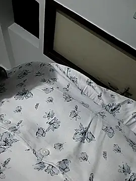 Satyachowdary199623 online show from November 2025 12:05:01 AM