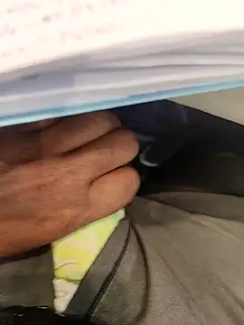 Snapshot of hotboy43339 chatting on December 2025 08:44:01 AM hotboy43339 online show from December 2025 08:44:01 AM