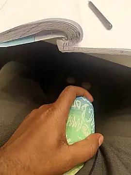 Snapshot of hotboy43339 chatting on January 2026 09:04:02 AM hotboy43339 online show from January 2026 09:04:02 AM