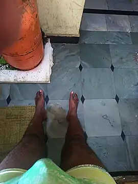 Snapshot of hotboy43339 chatting on January 2026 08:08:01 AM hotboy43339 online show from January 2026 08:08:01 AM