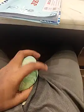 Snapshot of hotboy43339 chatting on February 2026 02:42:02 AM hotboy43339 online show from February 2026 02:42:02 AM