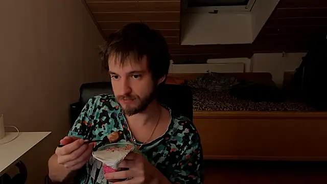 Snapshot of Bez3ybik chatting on January 2026 08:55:01 PM Bez3ybik online show from January 2026 08:55:01 PM