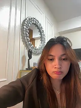 LanySylvia online show from January 2026 03:39:01 PM