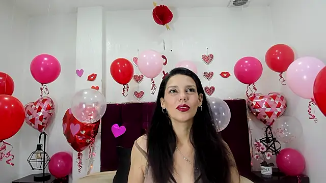 Snapshot of MashaPiink chatting on February 2026 12:55:01 PM MashaPiink online show from February 2026 12:55:01 PM