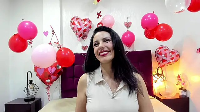 Snapshot of MashaPiink chatting on February 2026 12:56:02 PM MashaPiink online show from February 2026 12:56:02 PM