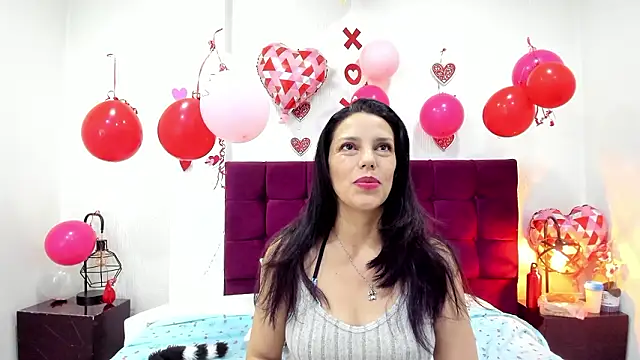 Snapshot of MashaPiink chatting on February 2026 12:49:01 PM MashaPiink online show from February 2026 12:49:01 PM