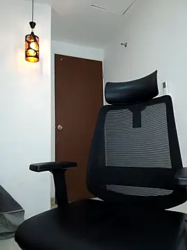 damian bull online show from October 2025 07:36:01 PM