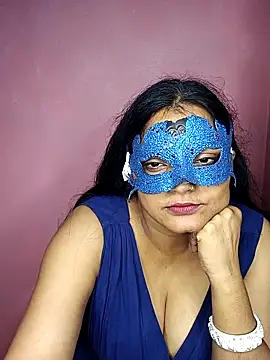 MEERAcle online show from October 2025 07:44:02 PM