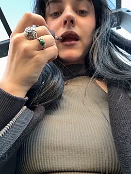 Only April online show from September 2025 03:23:02 PM