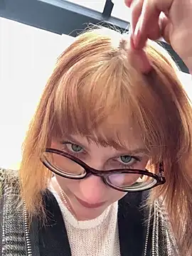 Only April online show from October 2025 01:20:01 PM