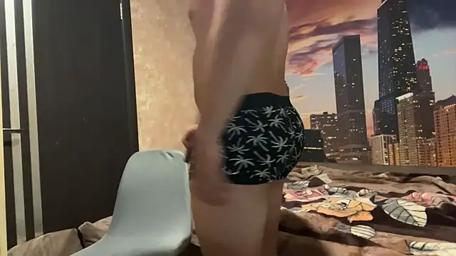 Snapshot of MusclePhantom chatting on September 2025 08:19:01 PM MusclePhantom online show from September 2025 08:19:01 PM