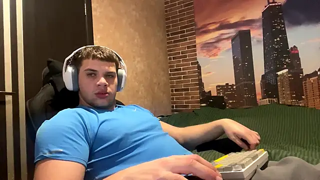 Snapshot of MusclePhantom chatting on February 2026 10:32:02 PM MusclePhantom online show from February 2026 10:32:02 PM