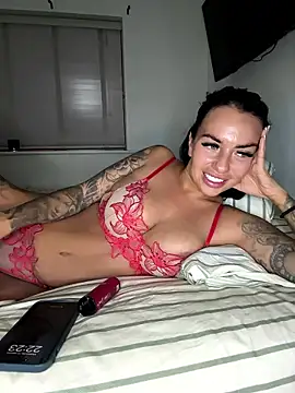 Snapshot of BELLABLACKXUK chatting on January 2026 10:25:02 PM BELLABLACKXUK online show from January 2026 10:25:02 PM