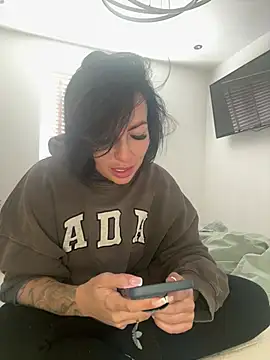 Snapshot of BELLABLACKXUK chatting on April 2026 08:46:01 AM BELLABLACKXUK online show from April 2026 08:46:01 AM