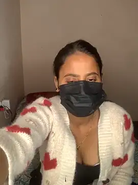 Priya baby0 online show from December 2025 06:06:01 PM