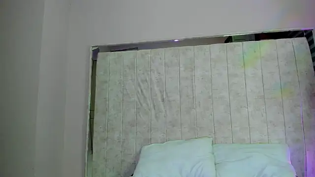 Snapshot of Nezuko_16 chatting on September 2025 04:18:02 AM Nezuko 16 online show from September 2025 04:18:02 AM
