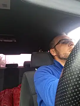 Necunoscutul001 online show from October 2025 11:19:02 AM