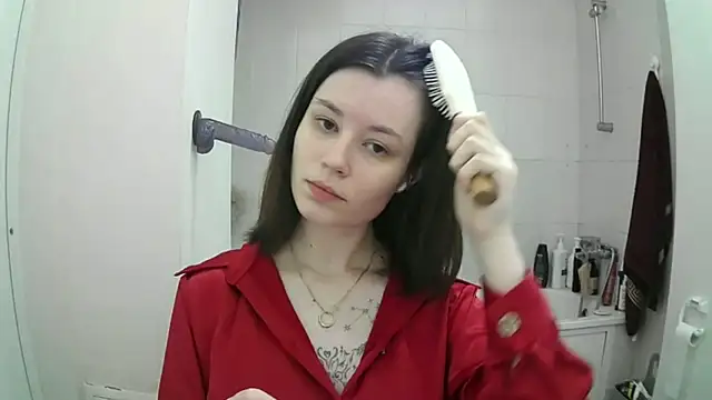 EdlinEngelby online show from October 2025 08:45:01 AM