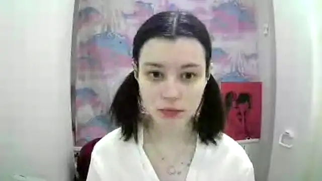 EdlinEngelby online show from October 2025 04:15:02 PM