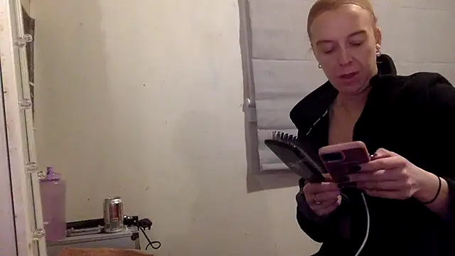 Bellababexox online show from April 2026 01:42:02 AM