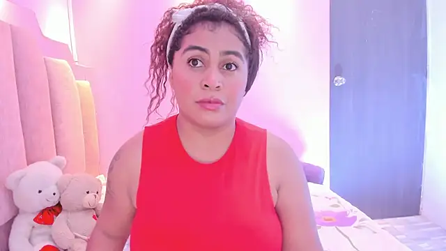 AndreaSweet2 online show from October 2025 07:53:01 PM