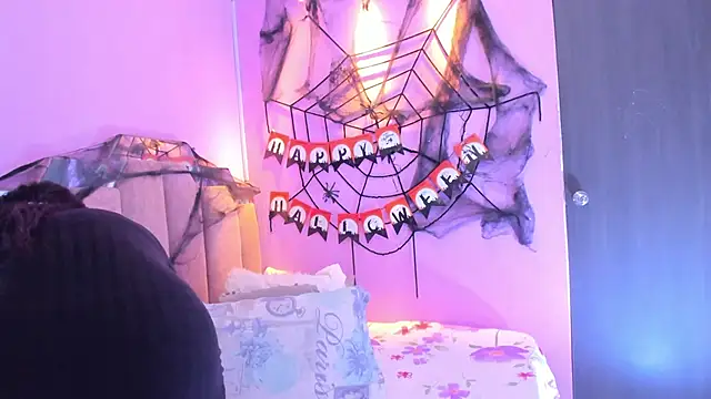 AndreaSweet2 online show from October 2025 07:59:01 PM