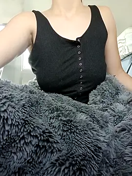 Snapshot of snohunny chatting on February 2026 05:22:02 PM snohunny online show from February 2026 05:22:02 PM