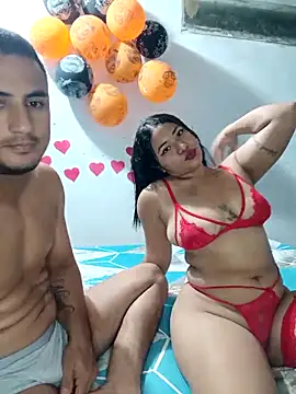 Geral Yeraldyn09 online show from October 2025 11:05:02 PM