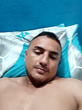 Geral Yeraldyn09 online show from November 2025 10:36:01 AM