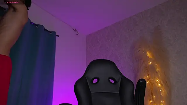 Snapshot of Afro_god_ chatting on January 2026 04:37:02 AM Afro god online show from January 2026 04:37:02 AM