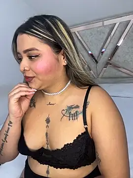 ashley-swift- online show from October 2025 04:34:02 AM