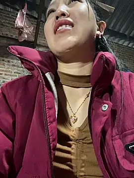 Huong-Ly online show from February 2026 09:21:02 AM