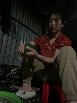 Huong-Ly online show from March 2026 09:50:01 AM